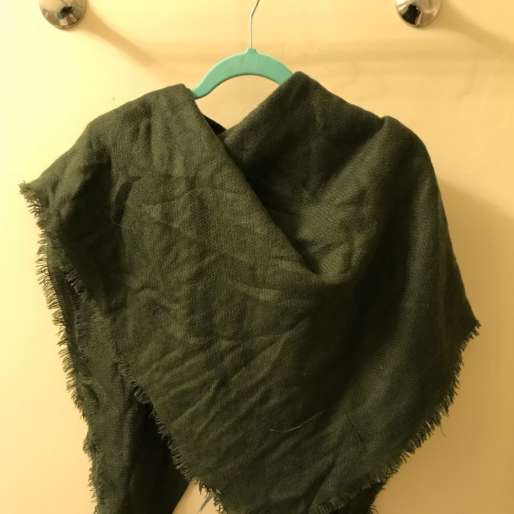 Blanket scarves
